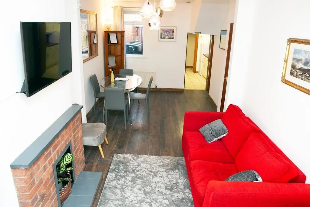 Holiday home Cheerful 2 Bedroom House In The Heart Of Belfast